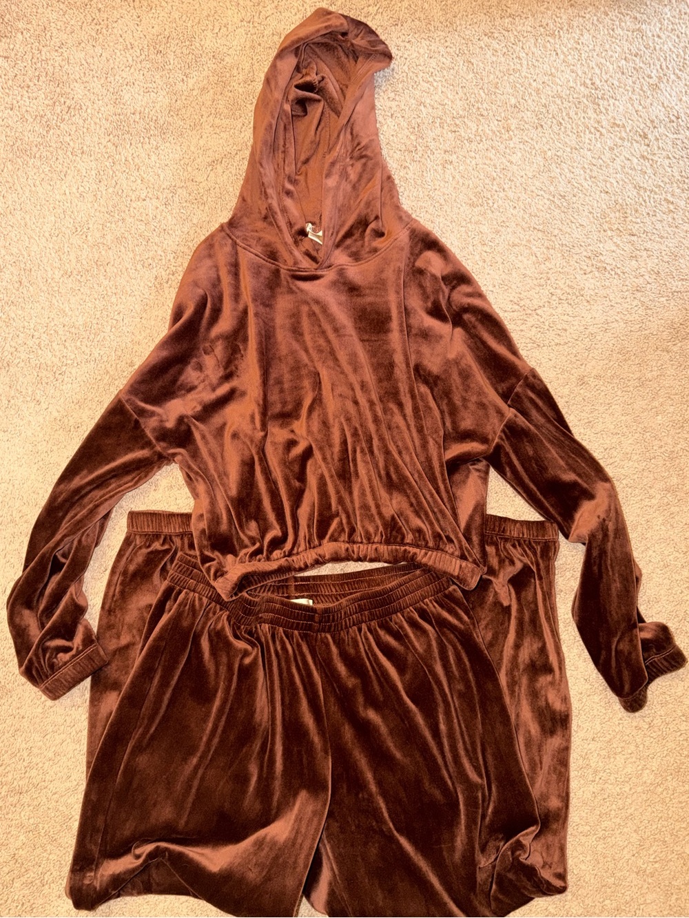 Brown Velvet Hooded Lounge Set – Size Medium